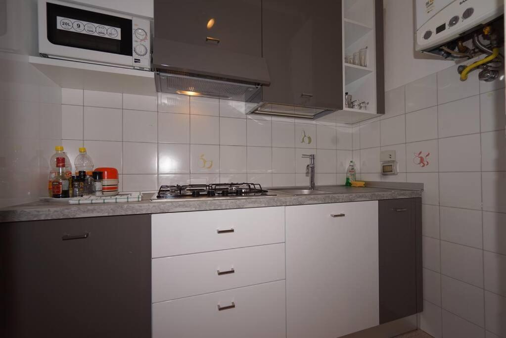 Central Guesthouse Cir 015146-Cni-01484 Milan Extérieur photo